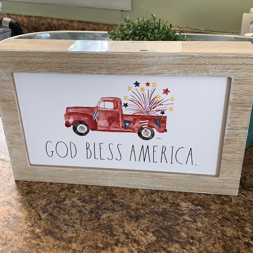 Rae Dunn God Bless America truck sign